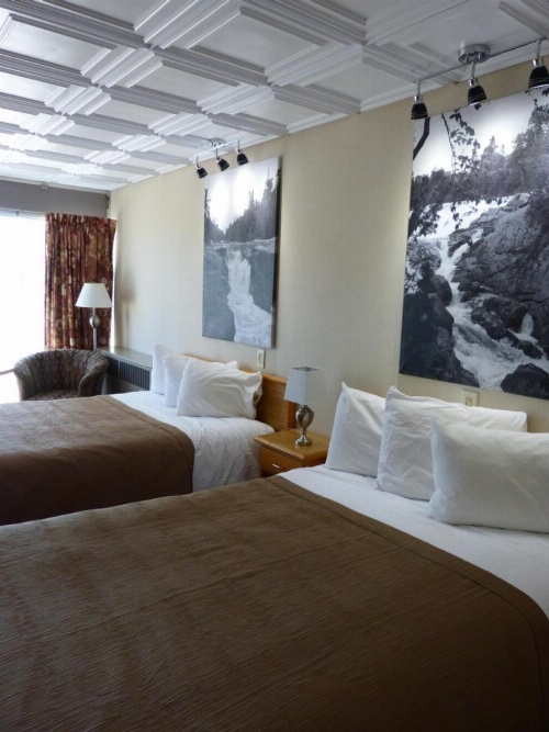 Catalina Motel image 14