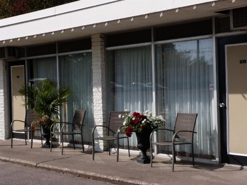 Catalina Motel image 30